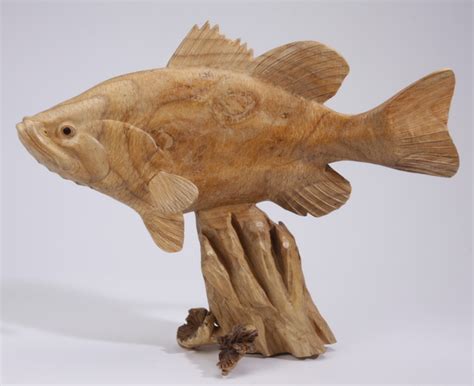 Wooden Fish Sculptures & Hand Carved Wood Fish .